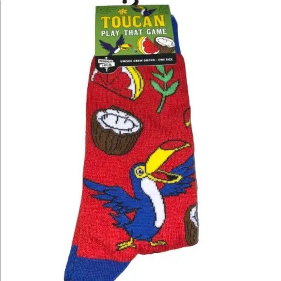 Main and Local TOUCAN Play That Game One Pair Unisex Novelty Crew Socks - Picture 1 of 7